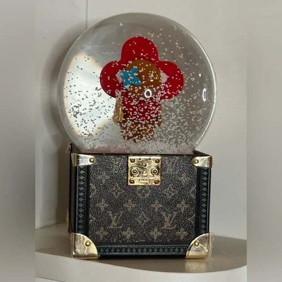 Louis Vuitton Vivienne Musical Snow Globe - Picture 3 of 7
